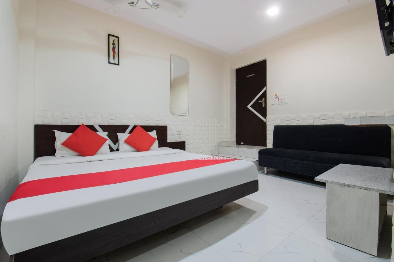 Oyo 44287 Hotel Aarav Plaza Muzaffarpur Buitenkant foto
