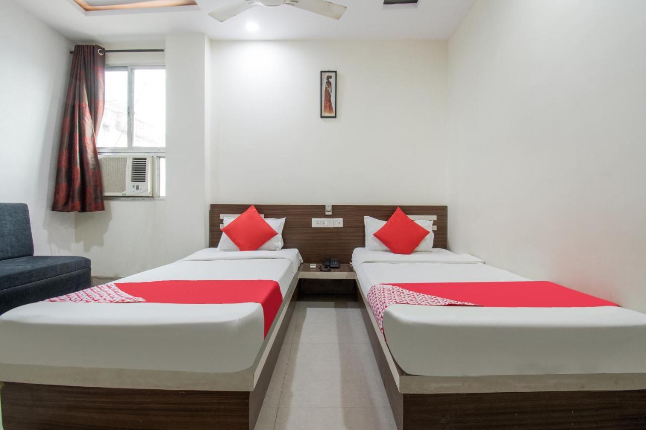 Oyo 44287 Hotel Aarav Plaza Muzaffarpur Buitenkant foto